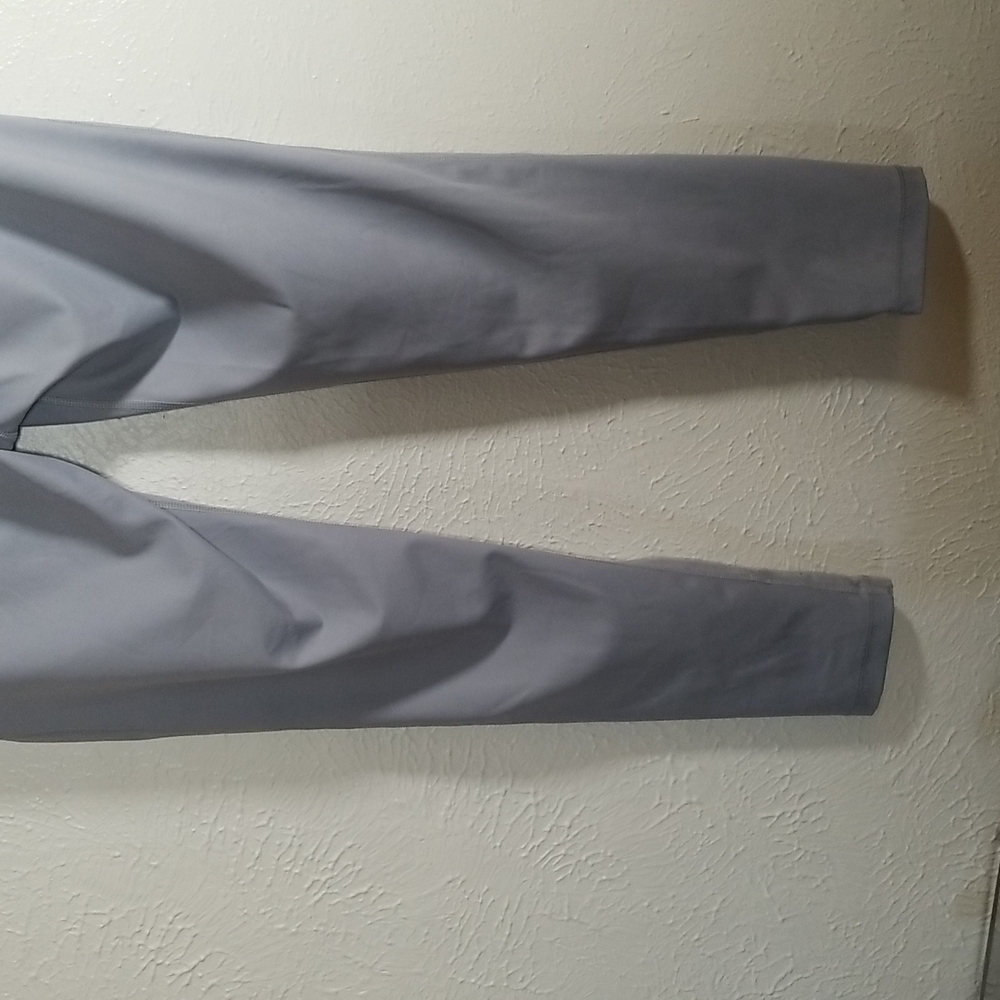 Victoria Sport Gray Workout leggings Size L - Picture 6 of 13